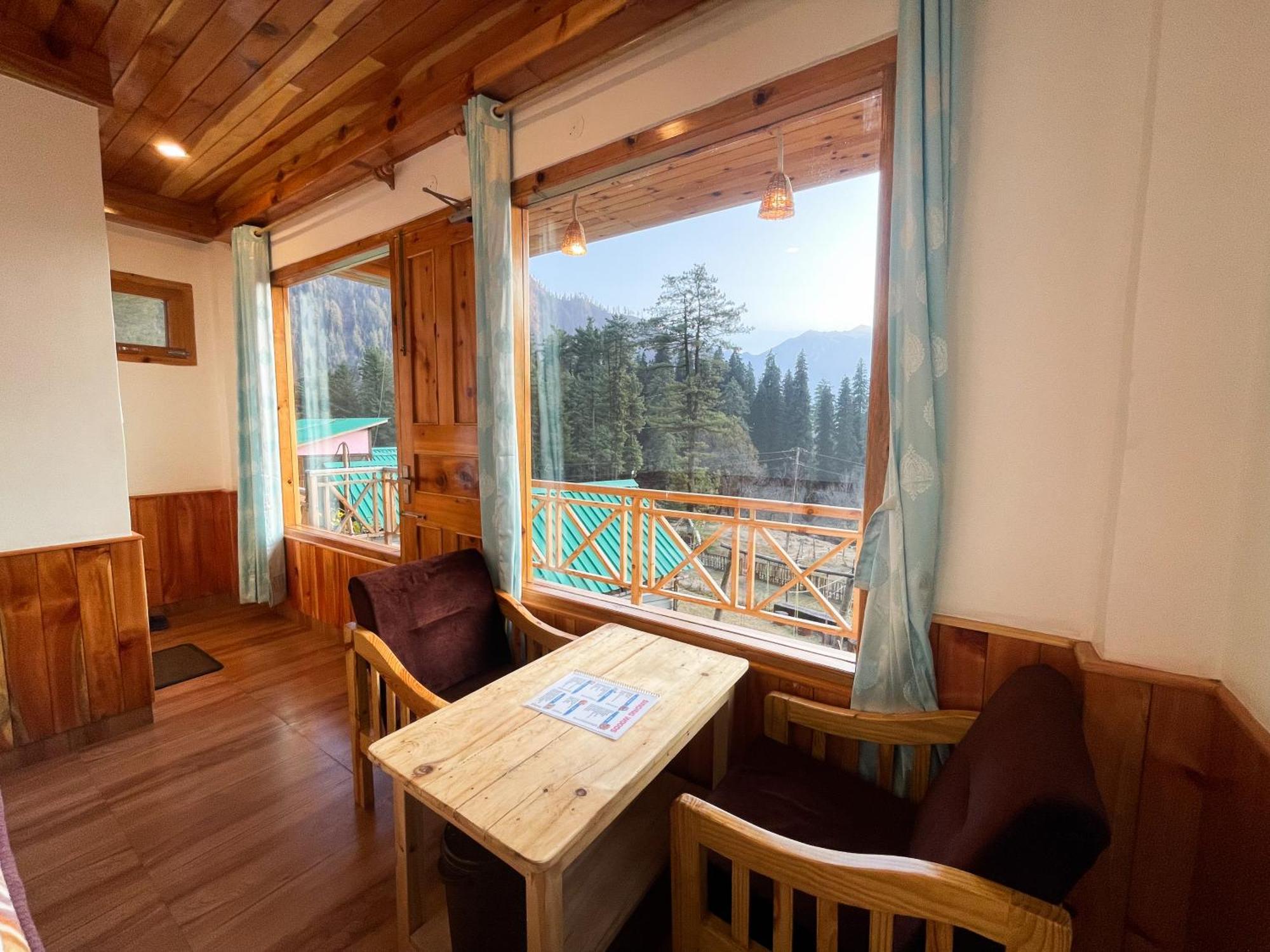 Hotel Singing Woods Kutla Kulu Exterior foto